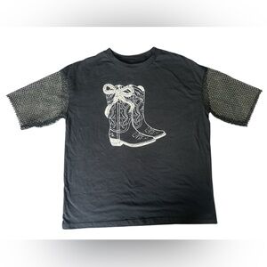 Tshirt w/rhinestones & decorative boots and bows, see-through arms, cowgirl ❤️